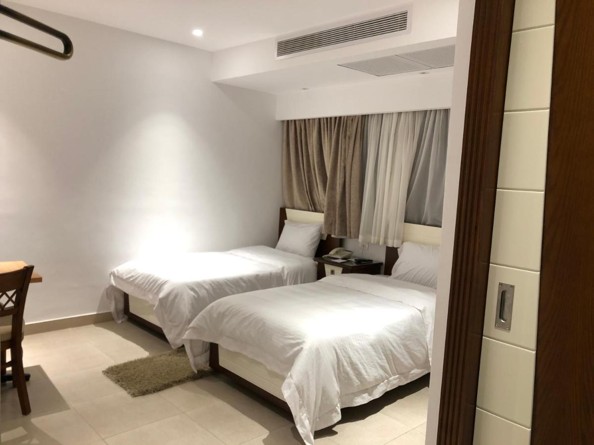 Maxim Hotel Kair Zewnętrze zdjęcie