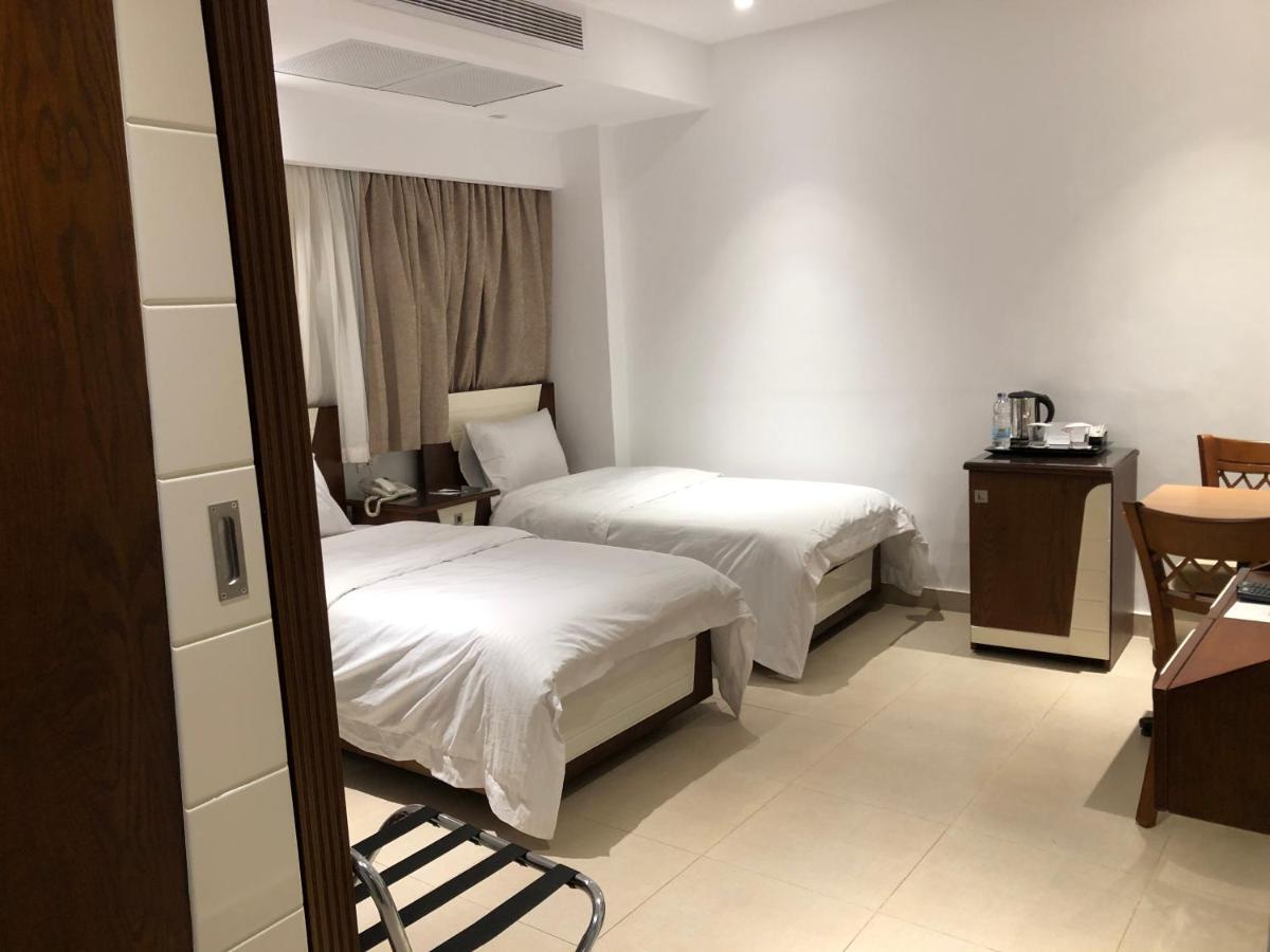 Maxim Hotel Kair Zewnętrze zdjęcie